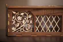 Load image into Gallery viewer, Glassware Gift Box