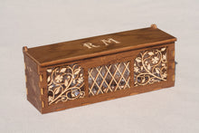 Load image into Gallery viewer, Glassware Gift Box