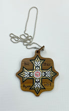Load image into Gallery viewer, Cross pendant